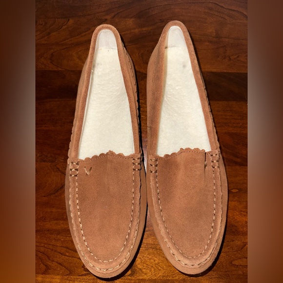 Women’s Vionic McKenzie Suede Slippers size 8 color Toffee - Picture 1 of 6